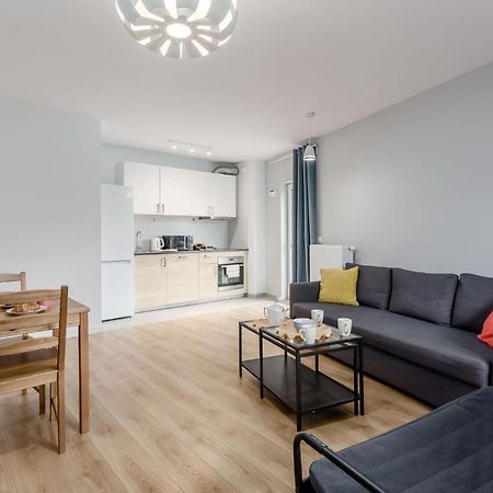 Chill Apartments Marywilska Warsaw Exterior photo