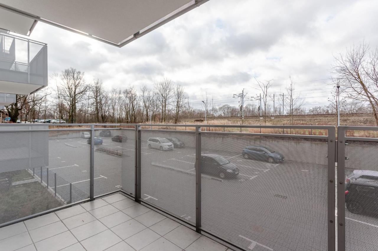 Chill Apartments Marywilska Warsaw Exterior photo